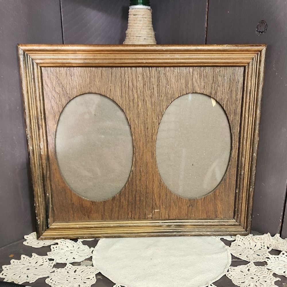 Vintage Wooden Double Oval Picture Frame